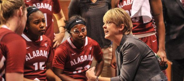 Kristy Curry has Alabama off to a solid 5-3 start to begin the 2014-15 season.  *Courtesy of Alabama Athletics
