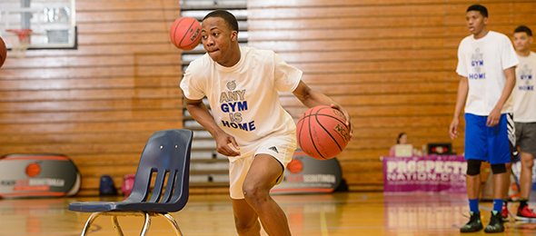 Class of 2016 point guard Malik McConnell of Chattanooga, Tenn., showed his skills at the #EBATop40 Camp. Photo cred - Ty Freeman