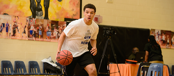 After another successful spring campaign, Reid Walker of Lithia, Fla., is ready for college visits this summer. Photo cred - Ty Freeman/#EBATop40